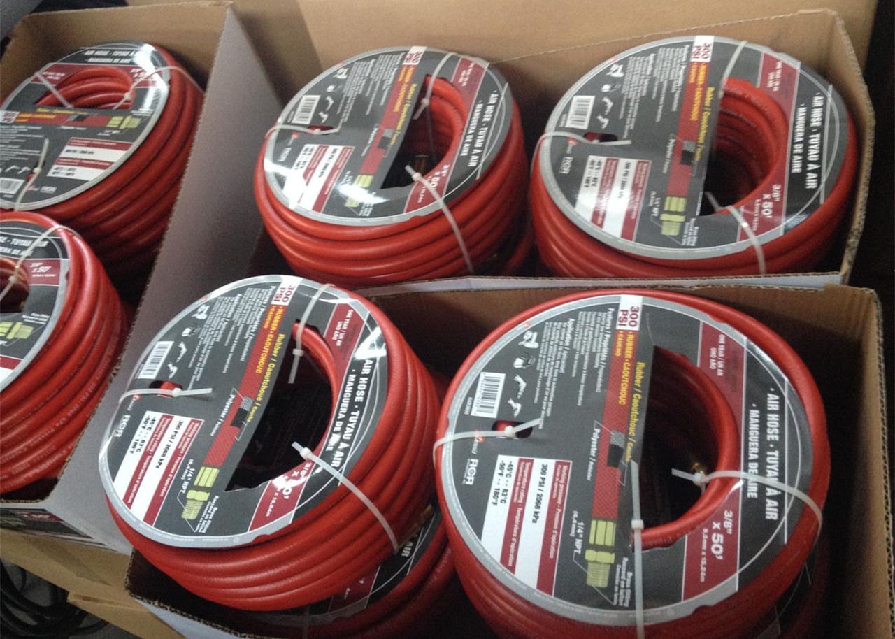 Red Rubber Air Hose with BSP Or NPT Fittings , Rubber Air Line BP 900 /