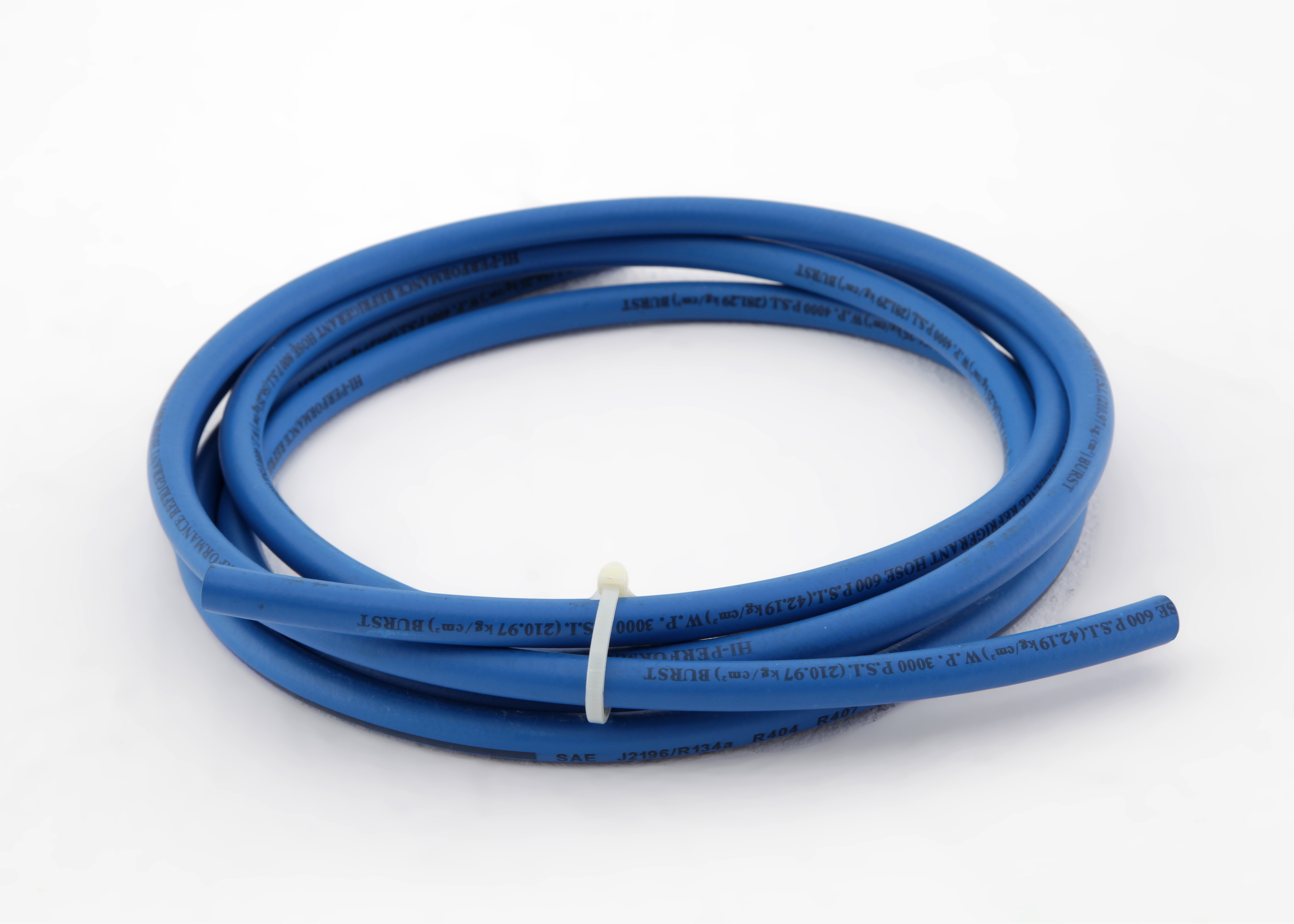OD 11mm Or 12mm 500 Psi Low Loss Refrigerant Hoses With Red Blue Yellow