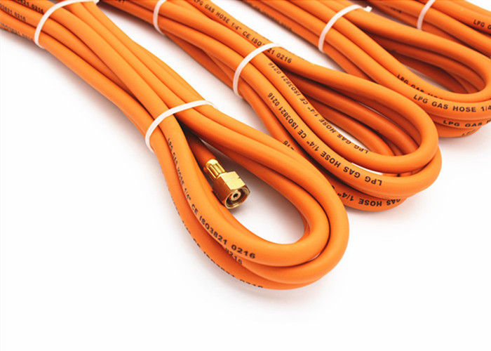 Smooth Surface NBR Material Lpg Gas Pipe With Fittings , Working Pressure 300 psi