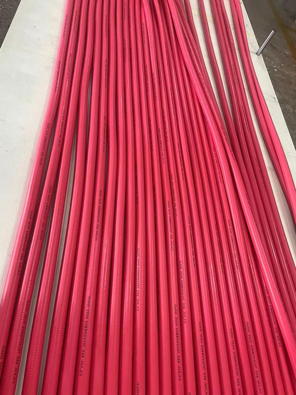 Jackhammer Air Hose – Heavy Duty Rubber Hose for Pneumatic Tools, Construction & Industrial Applications | 300 PSI Rated