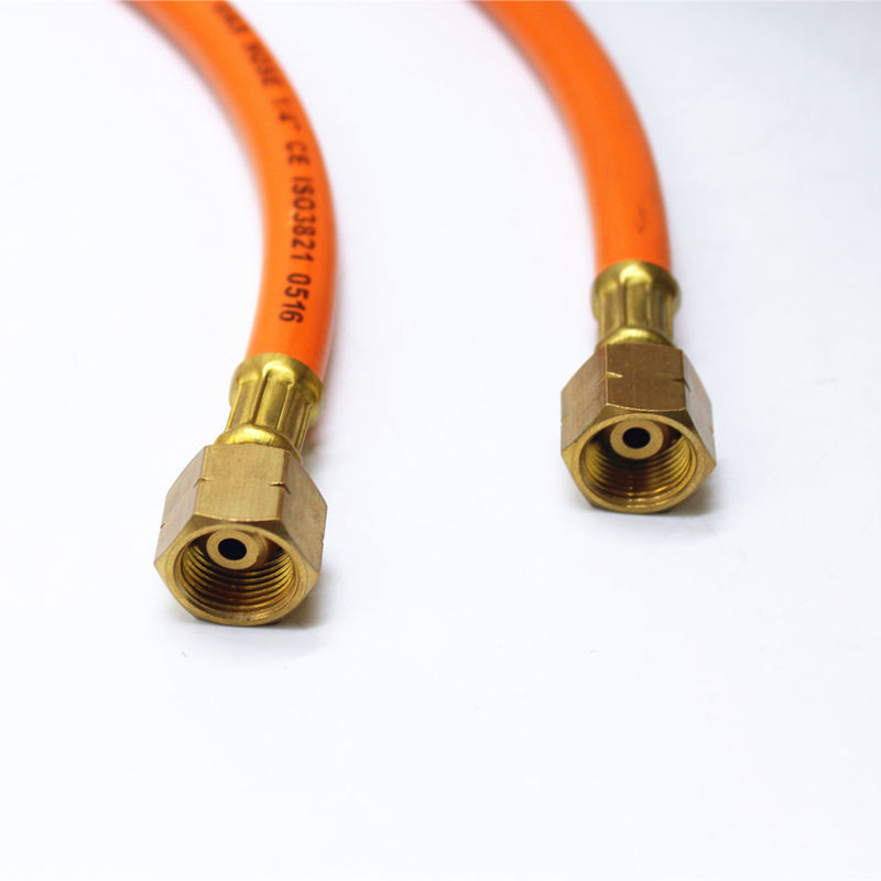 BS EN559 Orange Rubber LPG Gas Hose Assembly ID 6mm To 13mm Smooth Surface